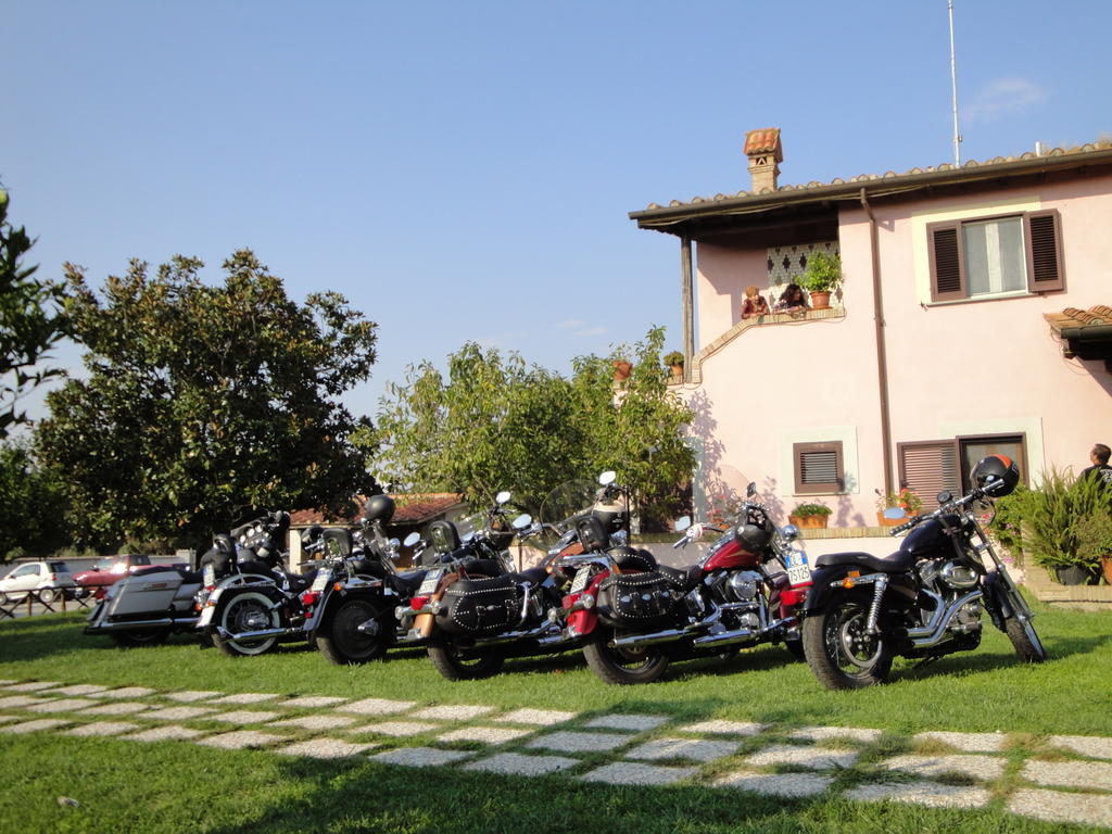 Agriturismo La Valle Di Ceri Черветере Экстерьер фото