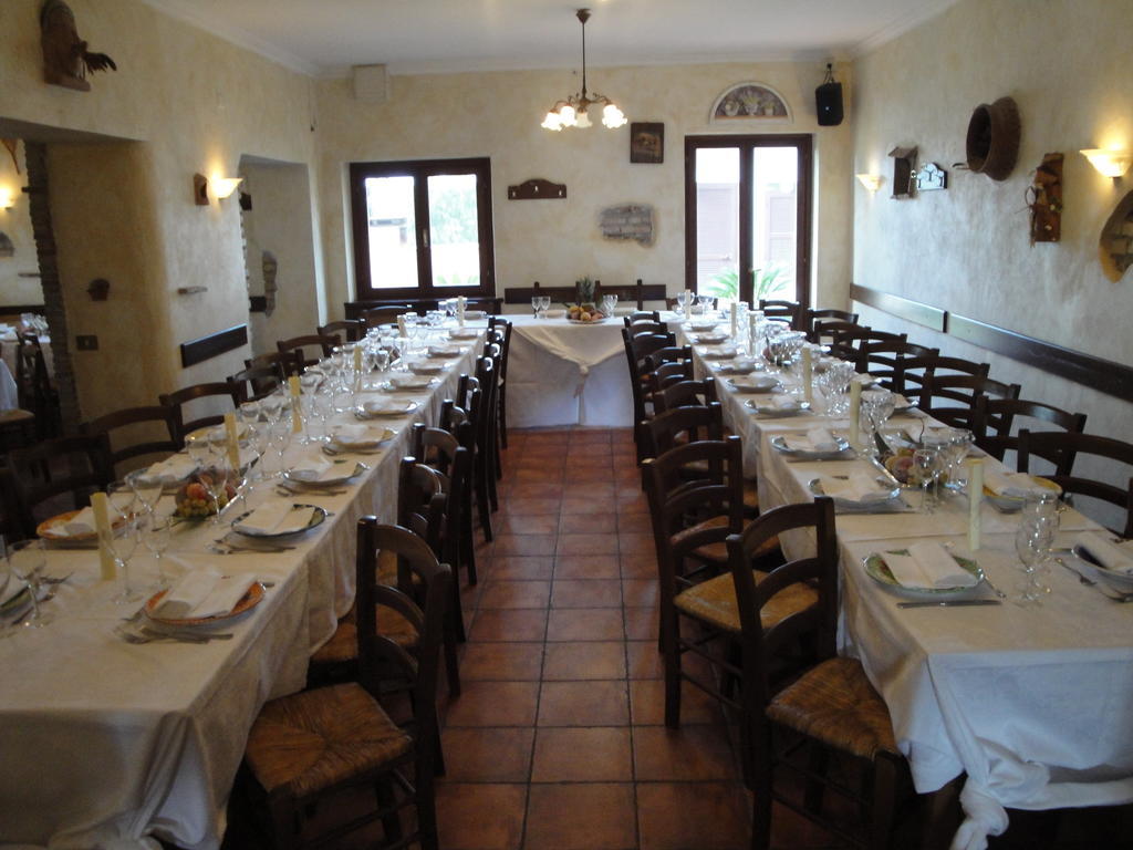 Agriturismo La Valle Di Ceri Черветере Экстерьер фото