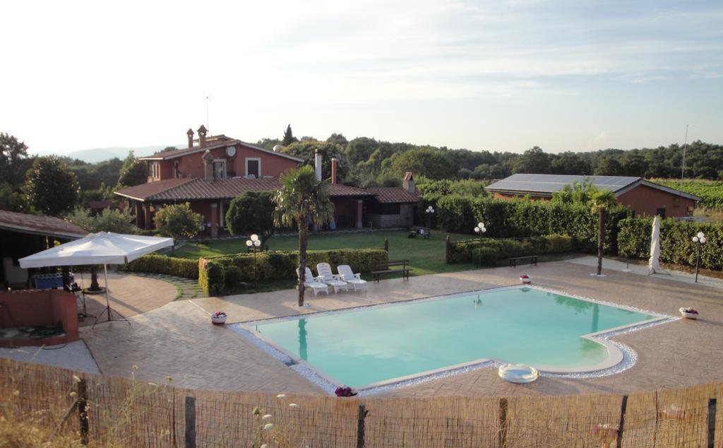 Agriturismo La Valle Di Ceri Черветере Экстерьер фото
